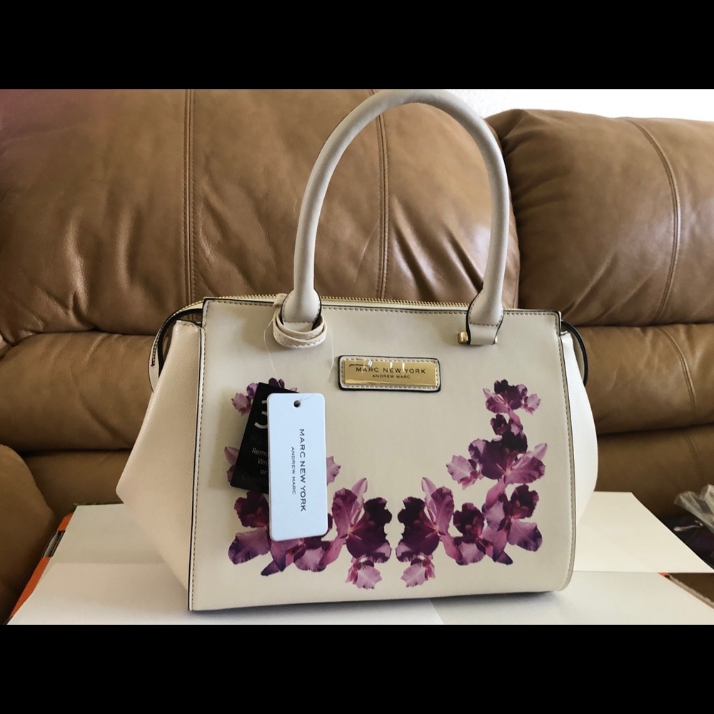 Andrew marc handbag